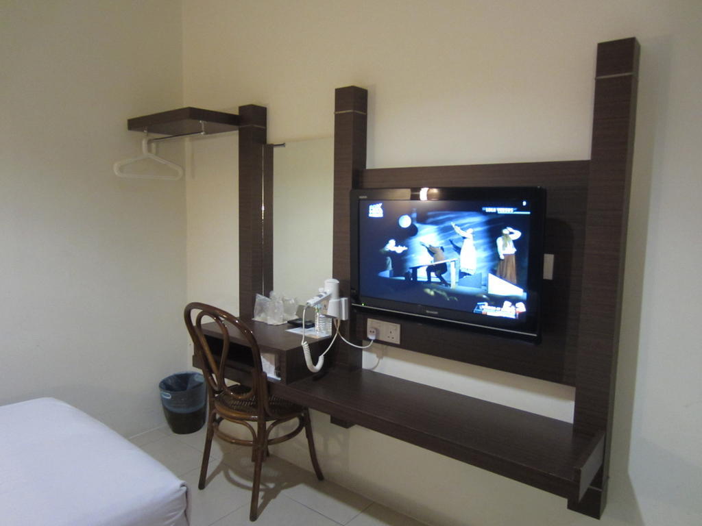 Radiant Hotel Sitiawan Quarto foto