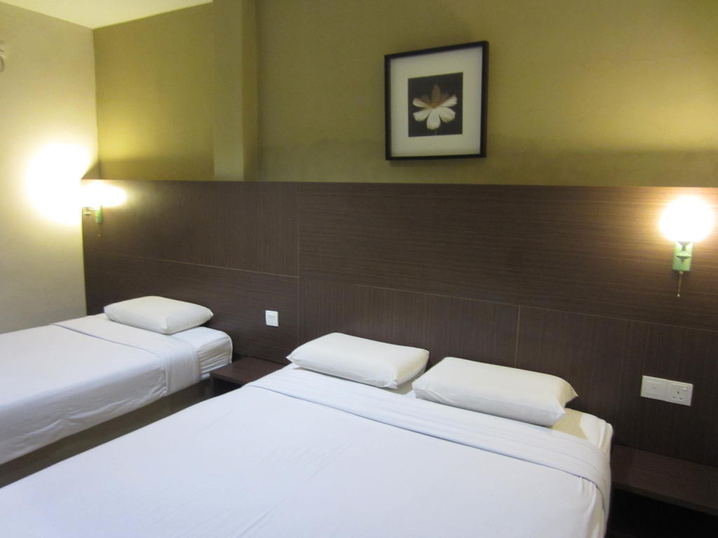 Radiant Hotel Sitiawan Quarto foto